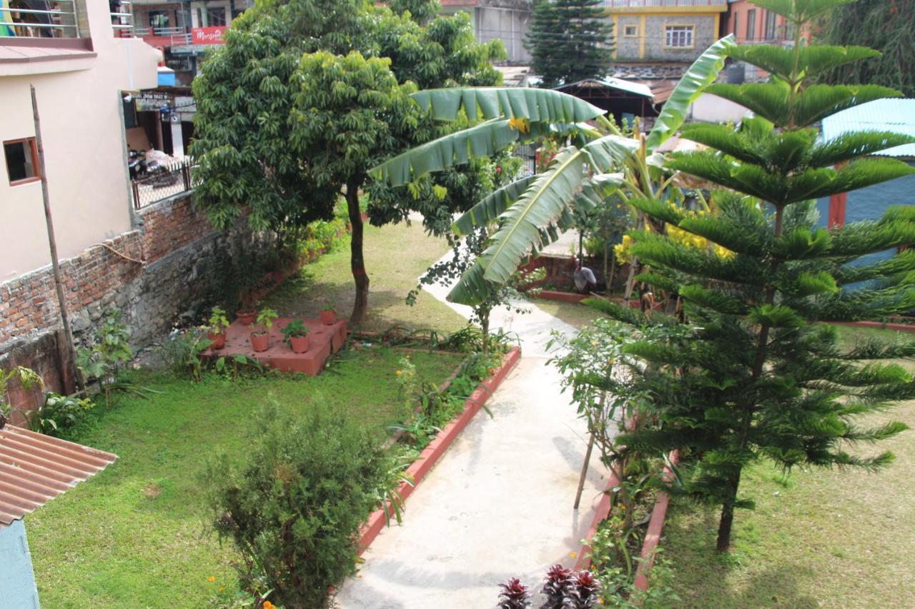 Geo Guest House Pokhara Zewnętrze zdjęcie